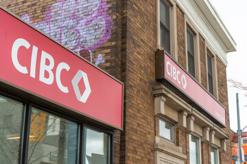 Fototapeta premium exterior building and sign of CIBC Branch with ATM located at 2219 Bloor Street West in Toronto, Canada