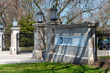 Fototapeta premium cemetery gates (Mount Pleasant Cemetery, Cremation and Funeral Centres located at 375 Mt Pleasant) in Toronto, Canada