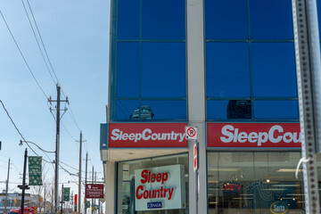 Fototapeta premium east facing side of Sleep Country Canada located at 256 Eglinton Avenue West in Toronto, Canada