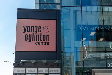 Fototapeta premium east facing led sign outside Yonge Eglinton Centre, a shopping mall, located at 2300 Yonge Street (at Eglinton) in Toronto, Canada