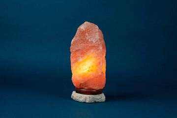 lit himalayan pink salt lamp
