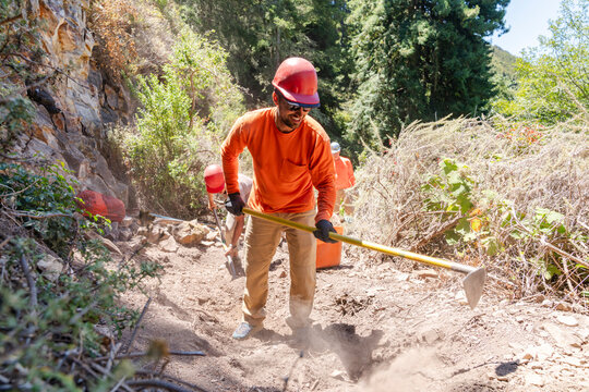 Volunteer trail work