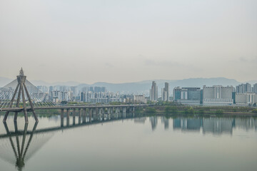 대한민국 서울, 고층빌딩, 한강, 교통체증, 도시풍경