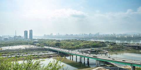 대한민국 서울, 고층빌딩, 한강, 교통체증, 도시풍경