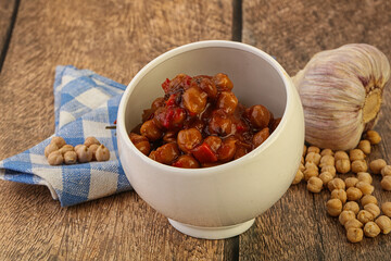 Baked chickpea with tomato sauce