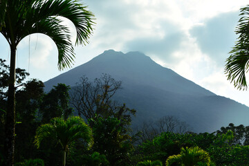 Kostaryka - wulkan Arenal - obrazy, fototapety, plakaty