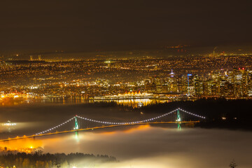 Fototapeta na wymiar Vancouver city skyline at night.