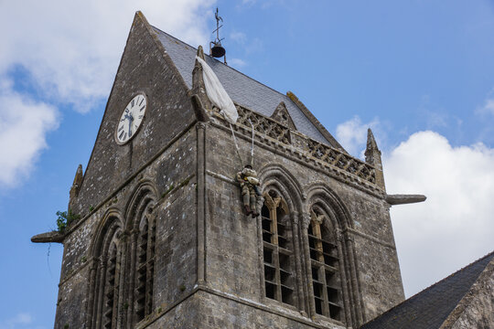 Parachutiste &agrave; Sainte-M&egrave;re-Eglise