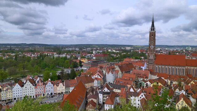 Martinskirche und Altstadt, Blick von Burg Trausnitz, Landshut, Niederbayern, Bayern, Deutschland, Europa