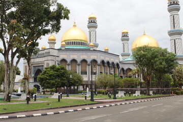 Biggest Mosque in Brunie with a pure gold dome and magical decor. 