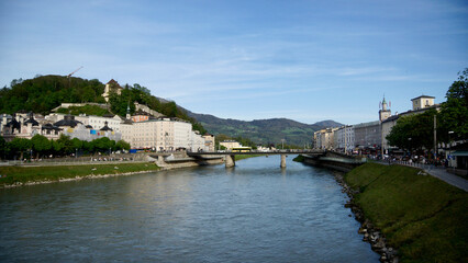 Staatsbr&uuml;cke in Salzburg bei Sonnenschein