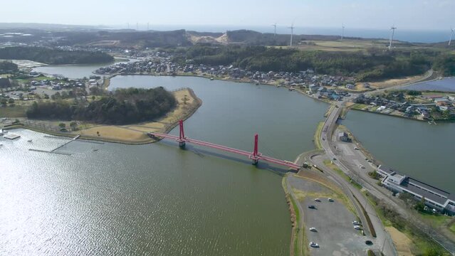 アイリスブリッジ 福井県の観光名所ドローン 空撮 あわら市 北潟湖 湖 湖畔 公園