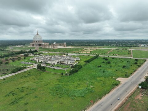 La Basilique (Cath&eacute;drale) de Yamoussoukro