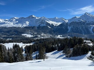 A fairytale winter atmosphere and a magnificent panorama on the mountine tourist resorts of Valbella and Lenzerheide in the Swiss Alps - Canton of Grisons, Switzerland (Kanton Graubünden, Schweiz)