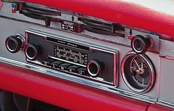 Old Becker Avus auitoradio from the 60's