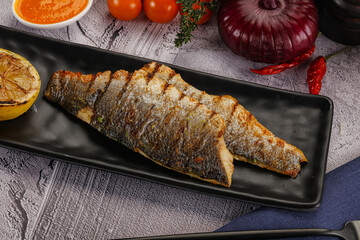 Grilled seabass fillet with lemon