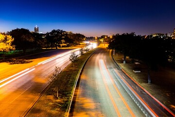 Fototapeta na wymiar 4K Photo of Highway Hustle: Houston's Dynamic Drive