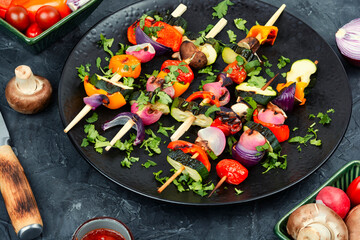 Tasty grilled vegetables on skewers, kebabs.