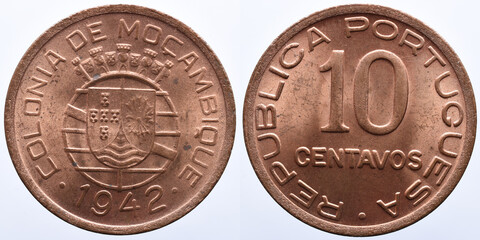Bronze coin from the Portuguese colony of Mozambique. 20th century - obrazy, fototapety, plakaty