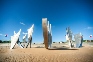 Monument Les Braves sur Omaha Beach