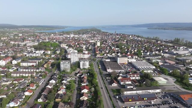 Aerial view of the town of Radolfzell on Lake Constance seen from the west, with the Mettnau peninsula and the island of Reichenau on the horizon, district of Constance, Baden-Wuerttemberg, Germany