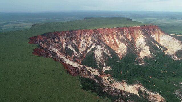 Aerial view of Serra do Espirito Santo - Japal&atilde;o Region - Mateiros, Tocantins, Brazil