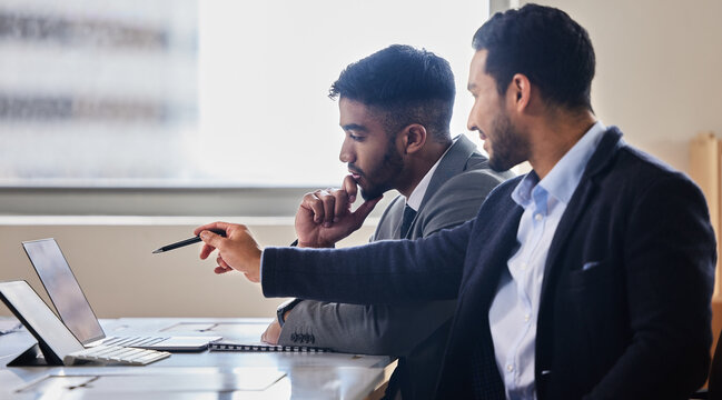 People, help and teamwork on laptop with mentor training in business with advice or info. Project, feedback and man coaching person on computer with support for ideas or learning in conversation