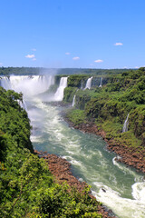 Fototapeta na wymiar Iguassu waterfall 