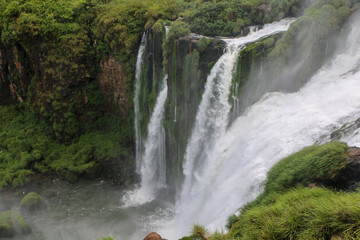 Fototapeta premium waterfall in the jungle