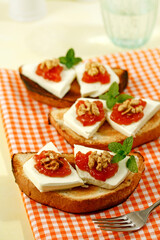 Toasted bread with tomato jam.