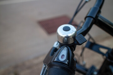 bicycle bell Helps to sound a warning to other cars.