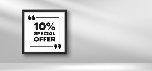 Naklejka premium Photo frame banner. 10 percent discount offer tag. Sale price promo sign. Special offer symbol. Discount picture frame message. 3d comma quotation. Vector