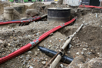The work of utilities to replace the water supply system in the city.