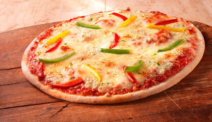 Vier Käse Pizza, Käse, Mozzarella, Käsepizza, Tomatensauce, Italien, 