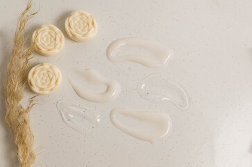 Cosmetic smears of creamy texture