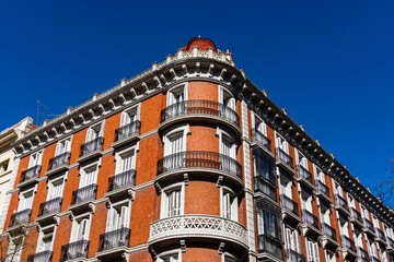 Old Luxury Residential Buildings in Jeronimos area in Central Madrid - 791811487