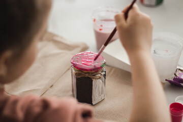 Master Class for children. Painting a jar. Creativity for children's development. Fine motor skills.
