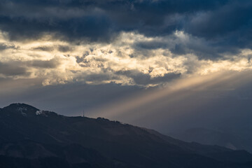Sonnenuntergang Rennfeld - Lichtstrahlen - Saharastaub - Murtal - Leoben - Alpen - Österreich