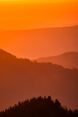 sonnenaufgang hochlantsch - teichalm - almenland - steiermark - österreich