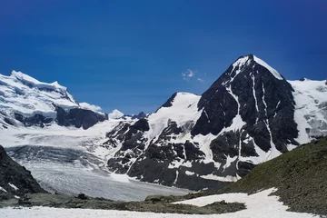 Gordijnen Peaks and glaciers in the Pennine Alps, Switzerland. © Mariusz