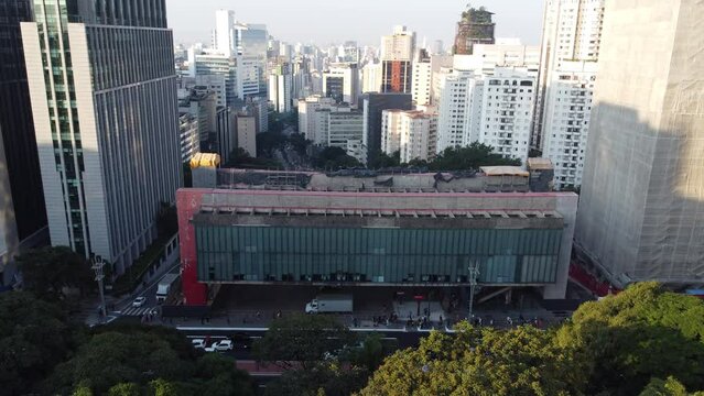 MASP (S&atilde;o Paulo arts museum) undergoes renovation