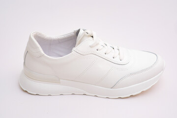  Sports shoes: white sneakers for men and women