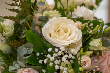 Le bouquet de fleur de la mariée pour son mariage