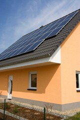 Solar Panels on House Roof: 4K Image 