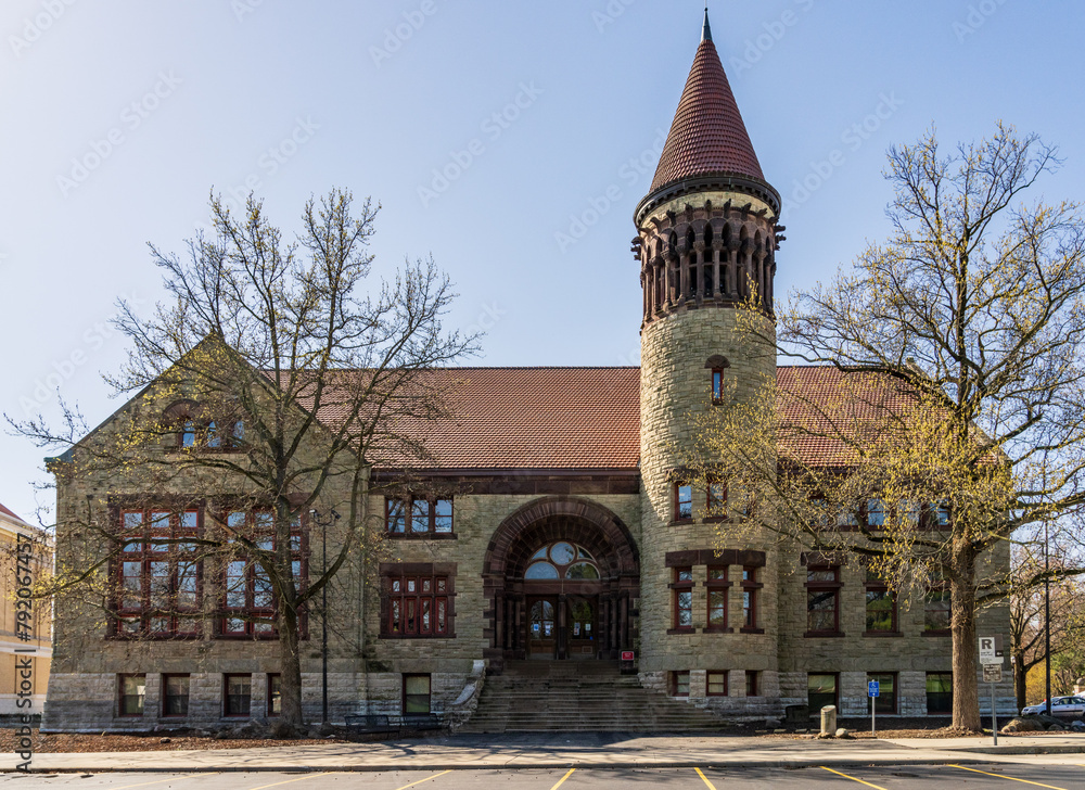 Wall mural Facade of the historic Orton Hall built in 1893 and now an iconic symbol of Ohio State University in Columbus, OH