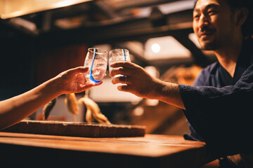 炉端焼き居酒屋の店主