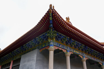A magnificent and exquisite Chinese Buddhist temple hall