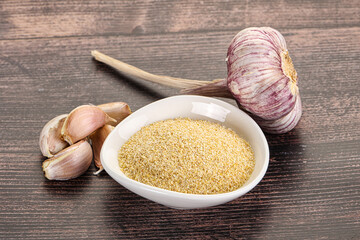 Dry granulated garlic aroma seasoning