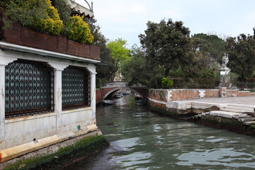 Away from the crowds of tourists, Venice boasts many beautiful neighborhoods and parks to explore.