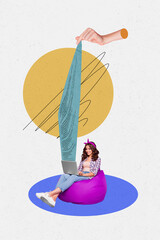 Trend artwork 3D collage image of young pinup lady type sit on beanbag hold laptop in hand huge hand in air oull text from device screen - obrazy, fototapety, plakaty